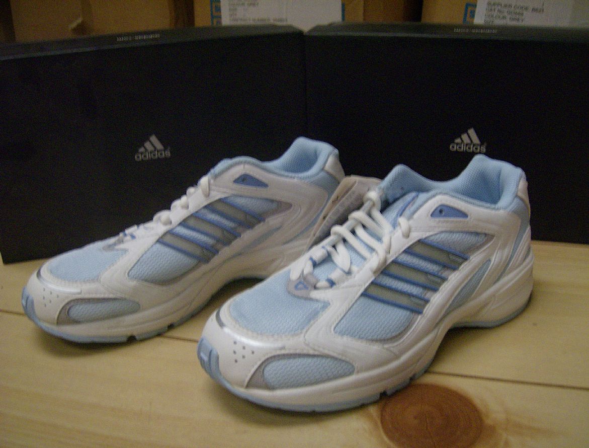 Adidas 3601 női cipő 1