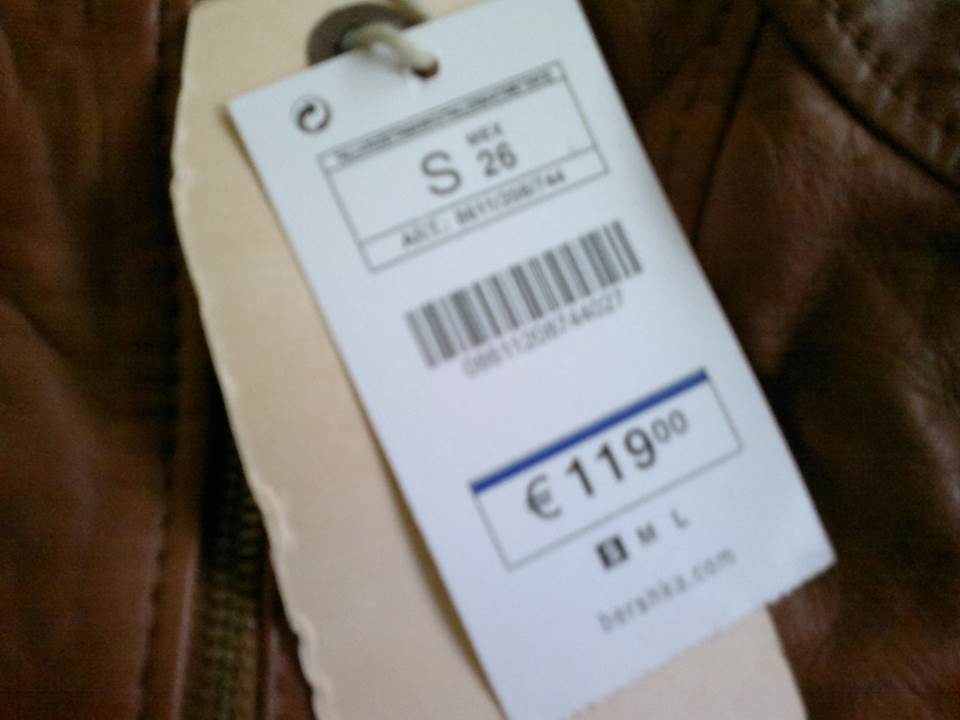 Bershka 29007 kicsi fotó