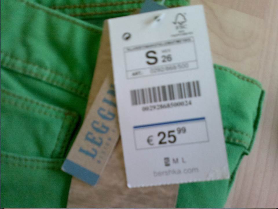 Bershka 29037 kicsi fotó